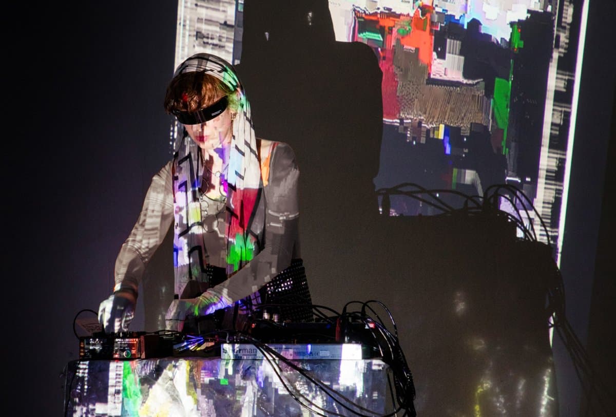 Live @ LOW END | Pod Blotz